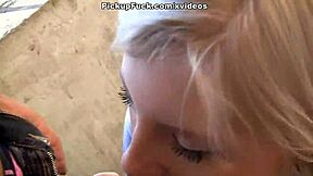 Хочешь посмотреть тинейджерский 18+ трисом на публичном балконе?