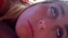 Você gosta de mim curvada para boquete doggystyle com pau preto?