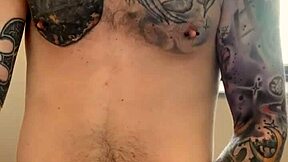 Javna stranišča masturbacija vodi do intenzivnega orgazma