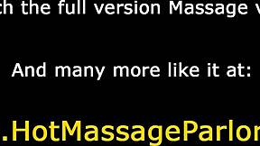 Hey, babe berambut perang urut kontol saya dengan tetas besarnya.