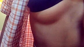 हॉट कॉलेज गर्ल पार्टी के बाद फक के लिए इनवाइट करती है