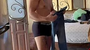 Följ med mig när jag gör mig redo som mexikansk kroppsbyggare