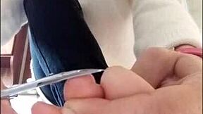 Makyaj yaparken geğirti atıyorum, bayılıyorum