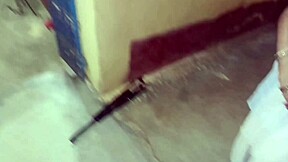 वर्जिन इंडियन गर्लफ्रेंड की पहली आउटडोर हिंदी सेक्स मॉन्स्टर कॉक के साथ