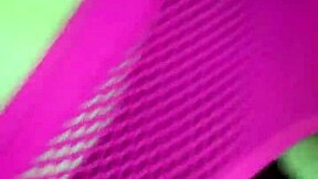 18+ Küçük April'le zaman geçirmekten gerçekten zevk alıyorum