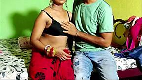 Desi bengali rand ko phone kar ke lubhaya ghar pe jake chudai ki