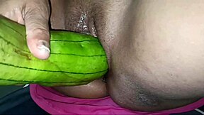 นักศึกษามหาวิทยาลัย รูทีนประจำวัน มีการเรียนและสังสรรค์