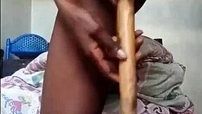 Cooking Stick Challenge: Jeg ødela kjøkkenet mitt med min våte fitte som spruter overalt under onani