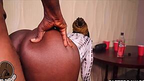 Vem vinner den spännande dricktävlingen i kväll