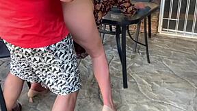 Мачеха взаимная мастурбация на улице кремпай с согнутой спиной и пальцами